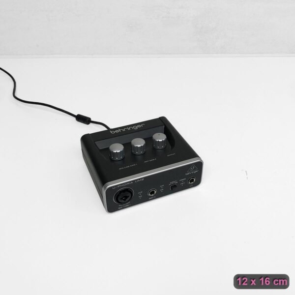 INTERFAZ BEHRINGER CHICA